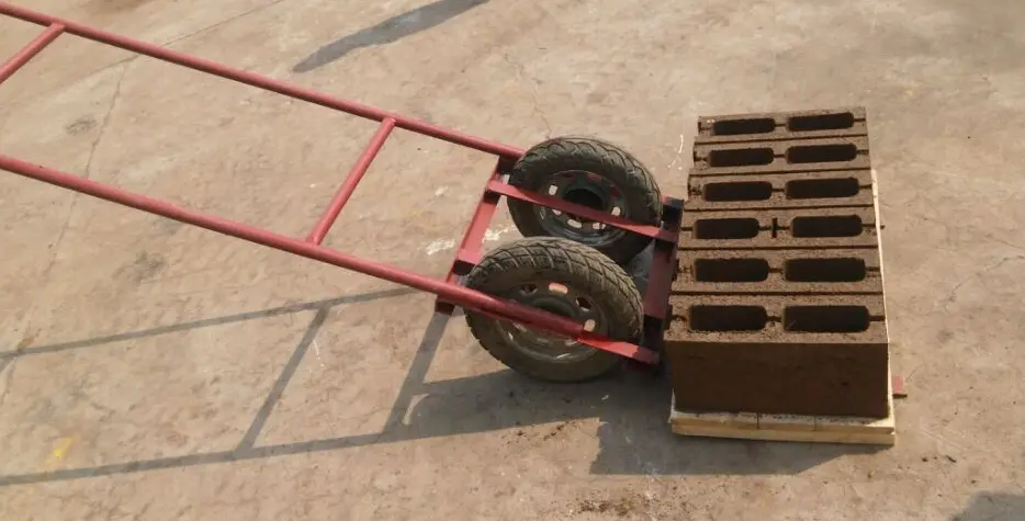 the most economical concrete brick making machine hollow brick wheelbarrow hollow brick wheelbarrow
