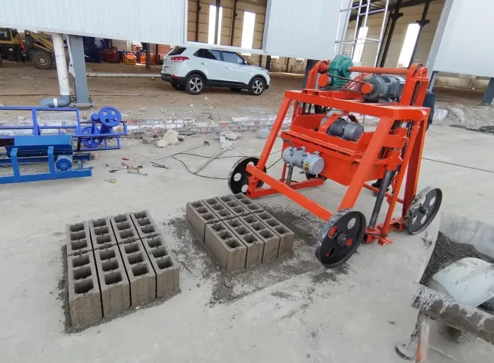 QMR4-45 Movable concrete block making machine qmr4 45 brick machines 1 qmr4-45 brick machine