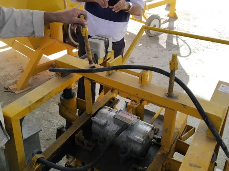 QT4-45 Concrete Block Machine Project in Cuba