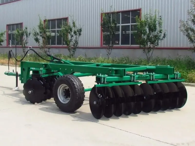 Heavy duty offset disc harrow